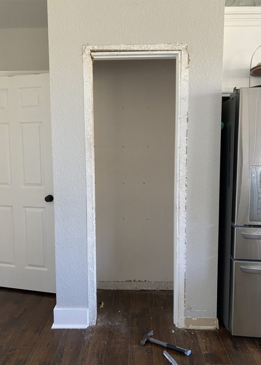 Door opening of pantry