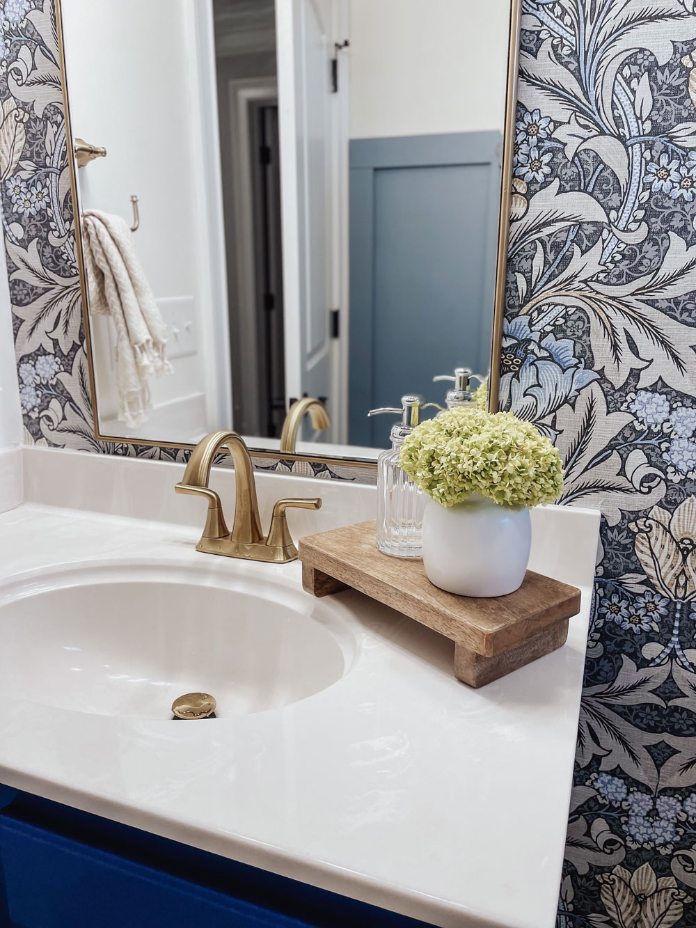 One Week Bathroom Makeover with The Home Depot - The Home Depot