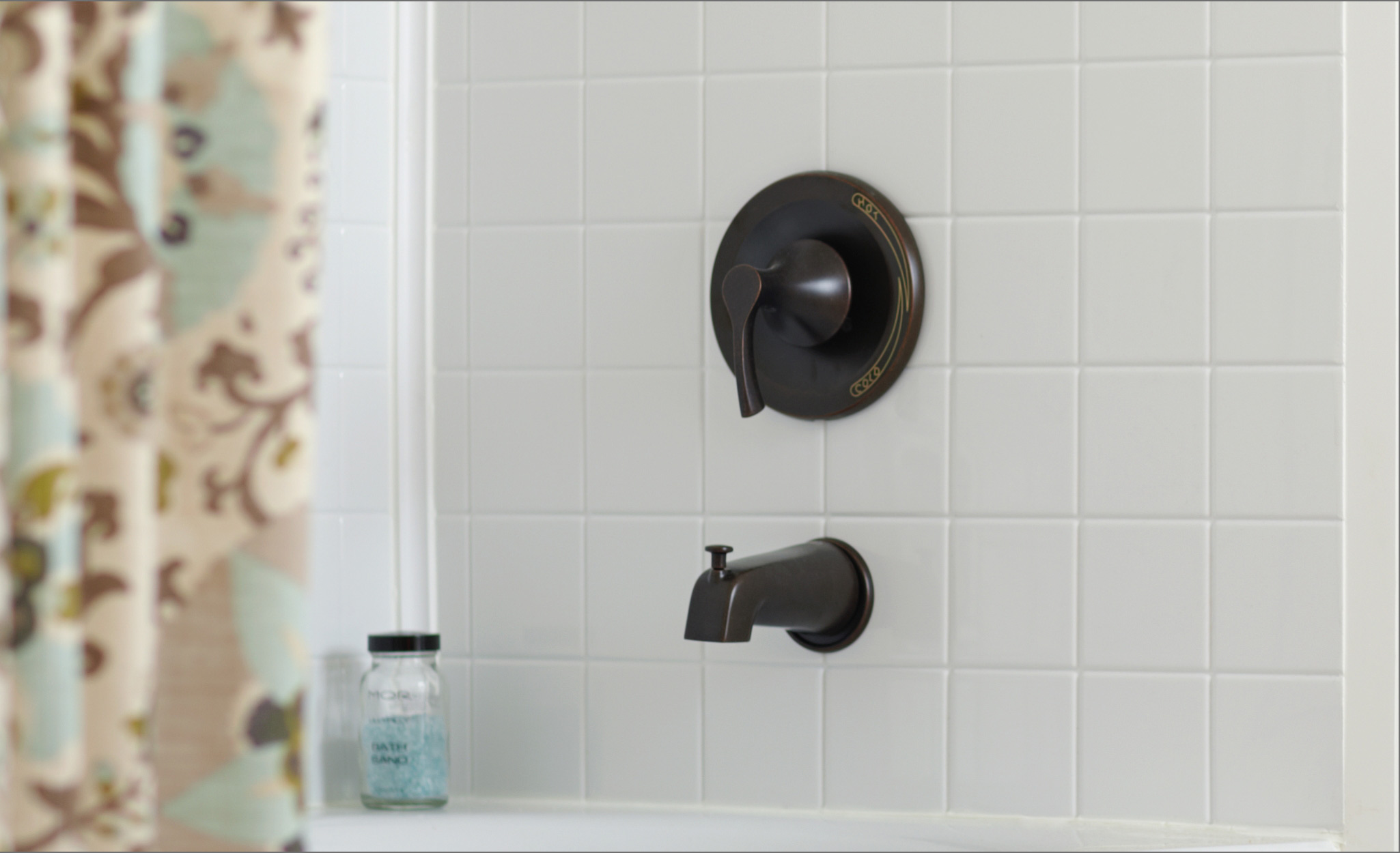 bathroom tile trim designs