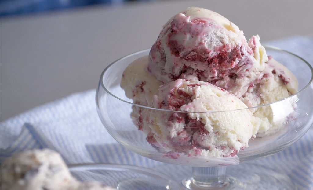 The Best Ice Cream Makers for Homemade Frozen Treats - The Home Depot