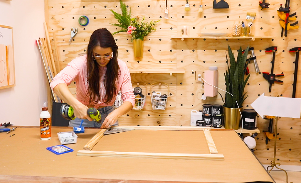 How to Make a DIY Picture Frame - The Home Depot