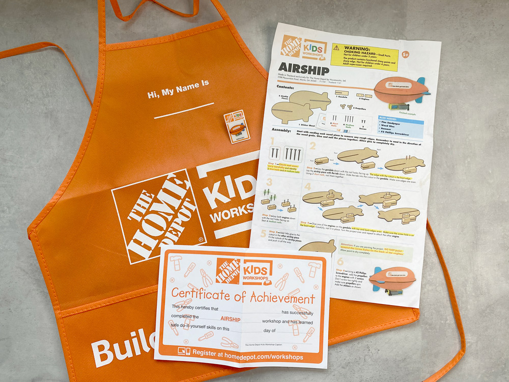 Kids apron and certificate of achievement