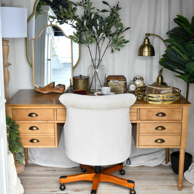 Cozy She-Shed Office Transformation 