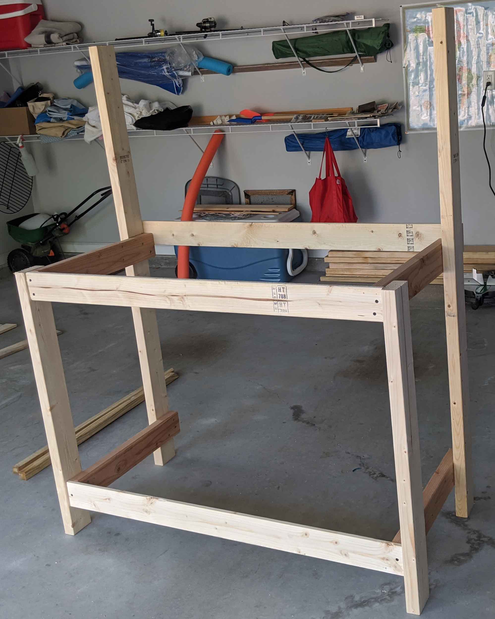 outline structure of the potting table built