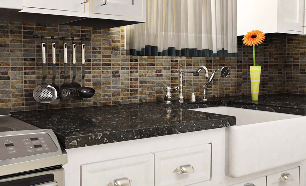 Small Kitchen Backsplash Tiles For Walls To Make It Look Spacious