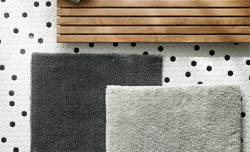 https://contentgrid.homedepot-static.com/hdus/en_US/DTCCOMNEW/Articles/best-bath-mats-and-bath-rugs-for-your-bathroom-2023-section-6.jpg