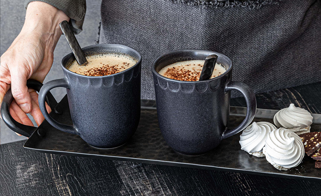 https://contentgrid.homedepot-static.com/hdus/en_US/DTCCOMNEW/Articles/best-coffee-mugs-for-your-hot-beverages-section-3.jpg