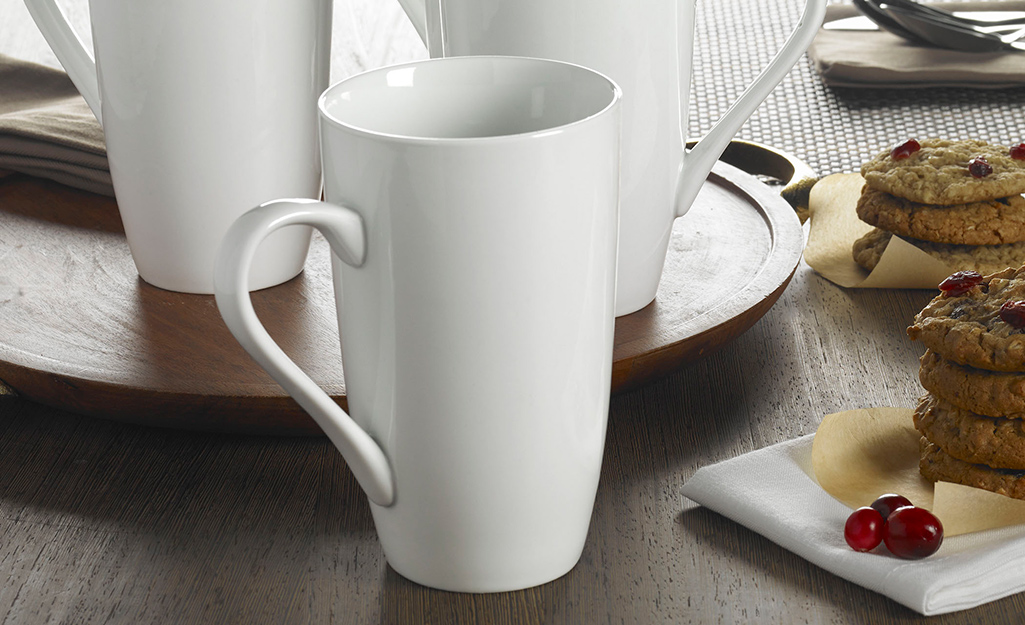 Porcelain or Ceramic? Know Your Coffee Mug Material for the Best