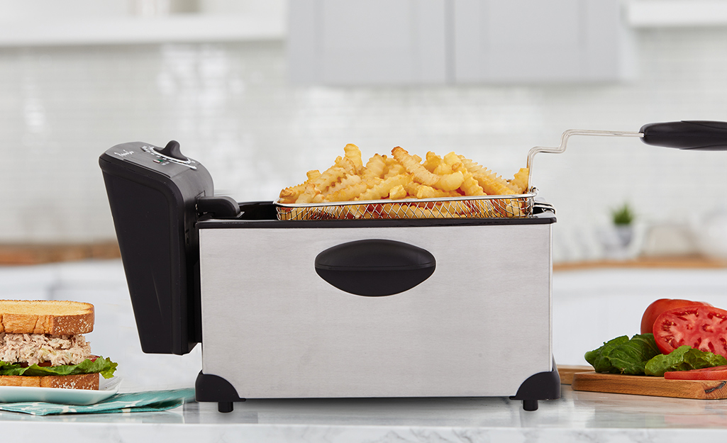 Premium LEVELLA 3.2 Qt. Stainless Steel Deep Fryer with Fry Basket PDF302T  - The Home Depot