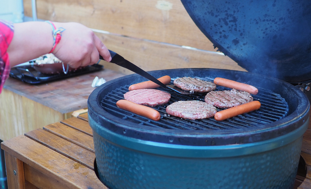 9 Great Grill Accessories on Sale Right Now