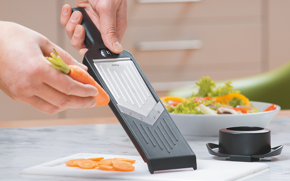 Ditch Your Mandoline for a Handheld Slicer Instead « Food Hacks ::  WonderHowTo