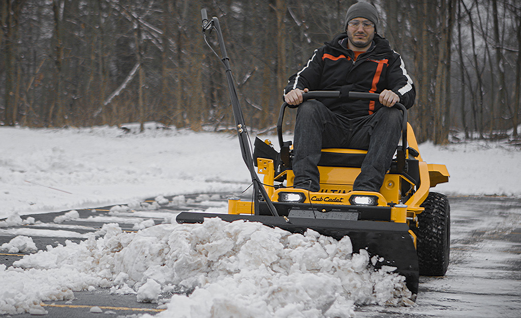 Best riding lawn mower with snow blower discount attachment