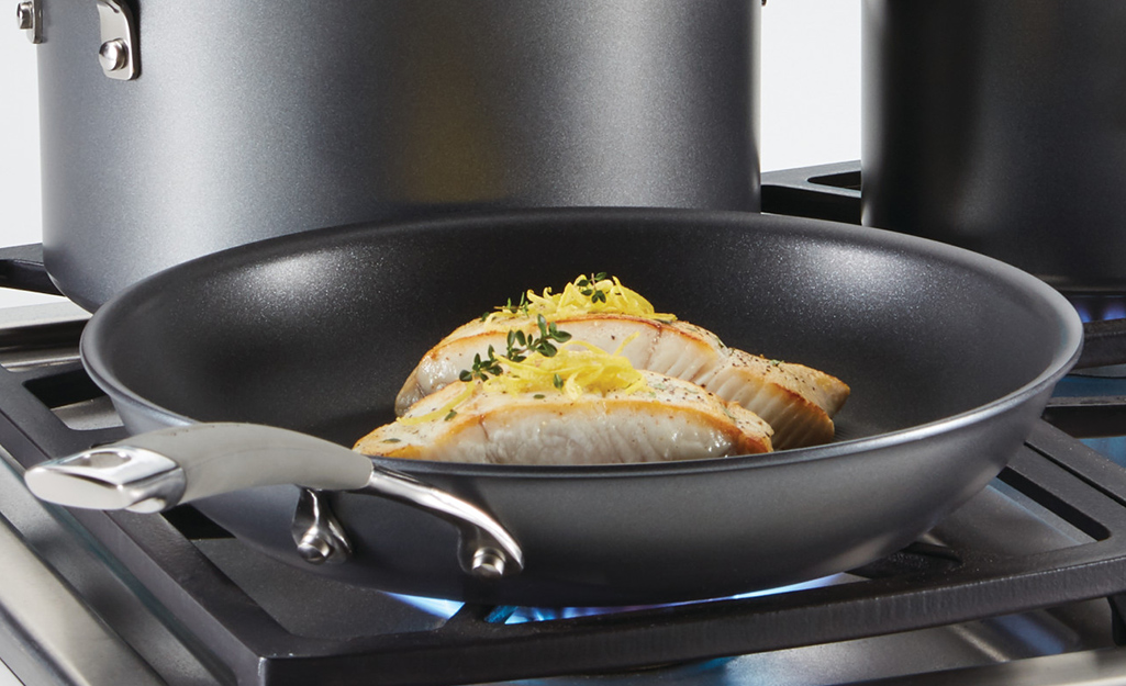 The Best Cast Iron Skillets for Your Kitchen - The Home Depot