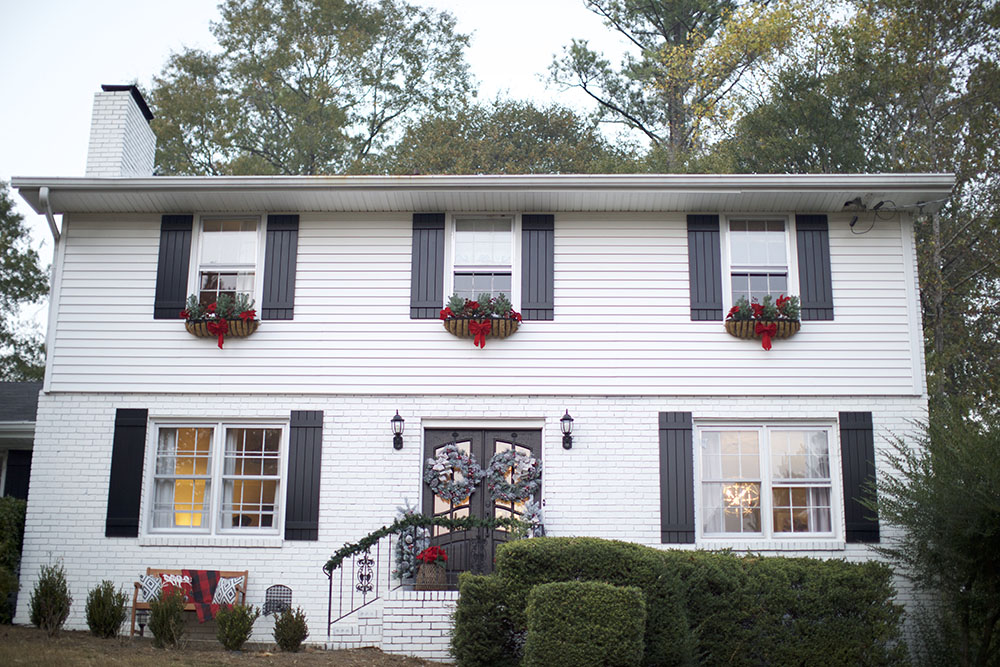 Classic Front Door Holiday Decor - The Home Depot