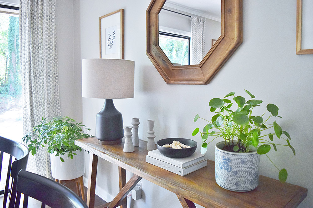Dining room decor on side table