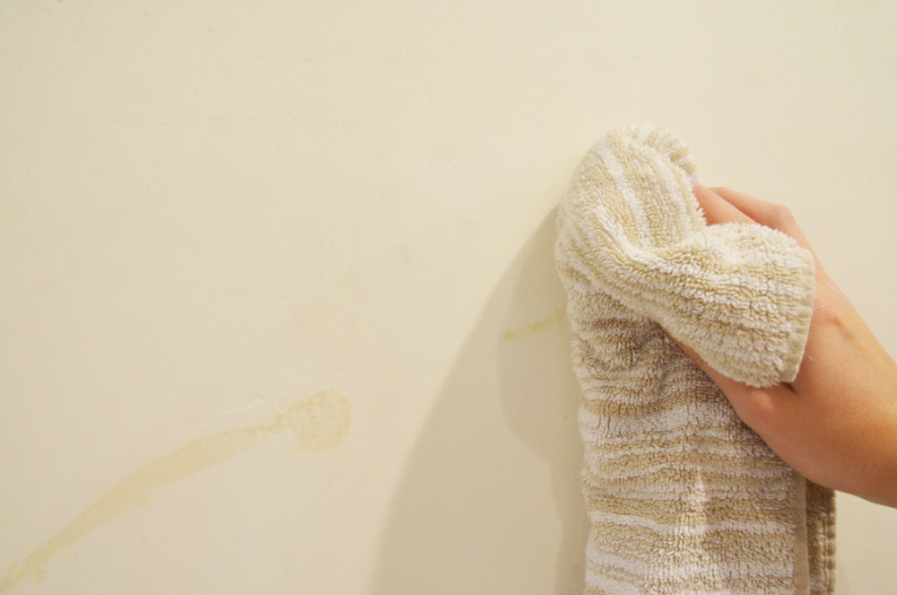 DIY Weathered Wood Accent Wall DIY Weathered Wood Accent Wall