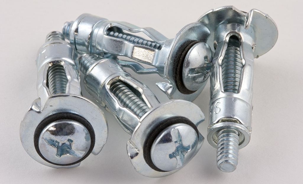 A set of molly wall anchors. A set of molly wall anchors.