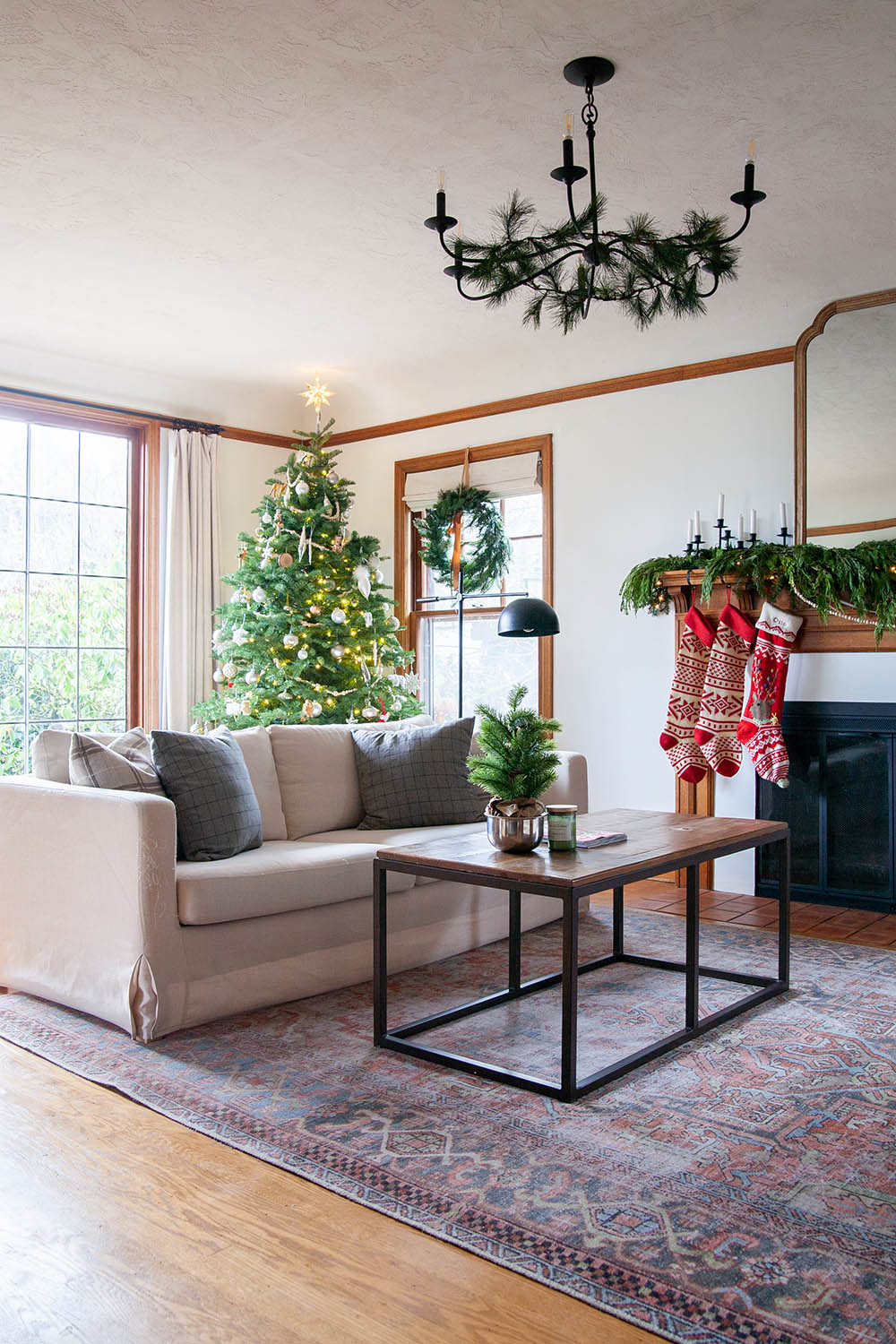 Living room with Christmas decorations 