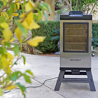 Holiday Entertaining With the Masterbuilt Electric Smoker
