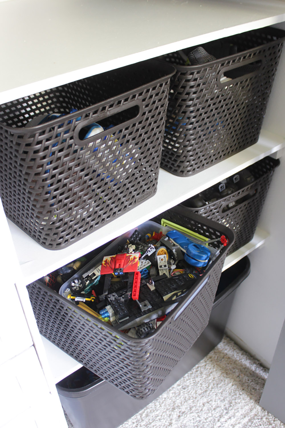 Items stored in storage baskets 
