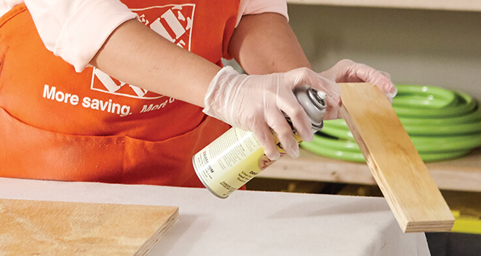 spraying-shellac-on project-boards spraying-shellac-on project-boards