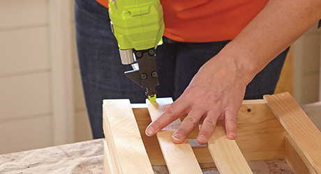 Build the upper crate - DIH Vegetable Crate Build the upper crate - DIH Vegetable Crate