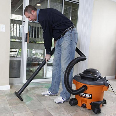 How To Use A Shop Vac To Vacuum Water the following rather: As you might tell from|distinguish} our recommendations, we truly like cordless stop vacs for automobile usage.</p>
<h3 id=