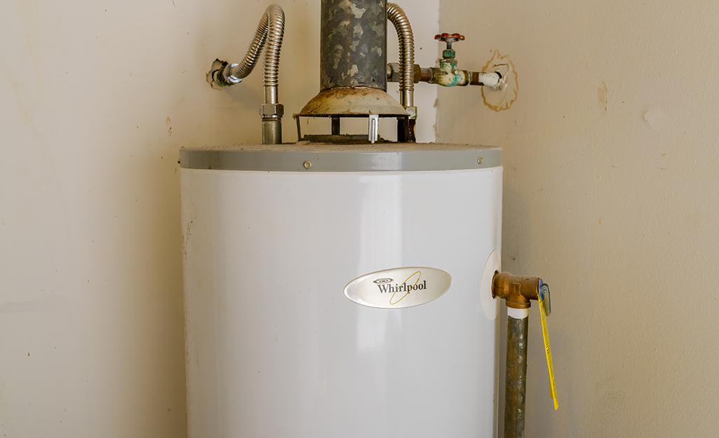 https://contentgrid.homedepot-static.com/hdus/en_US/DTCCOMNEW/Articles/how-to-choose-a-water-heater-service-provider-2023-step-2.jpg