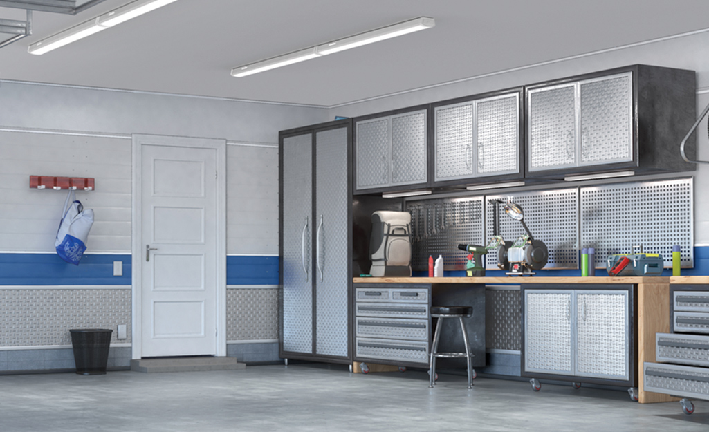 How to Choose the Best Lighting for Your Garage Workshop The