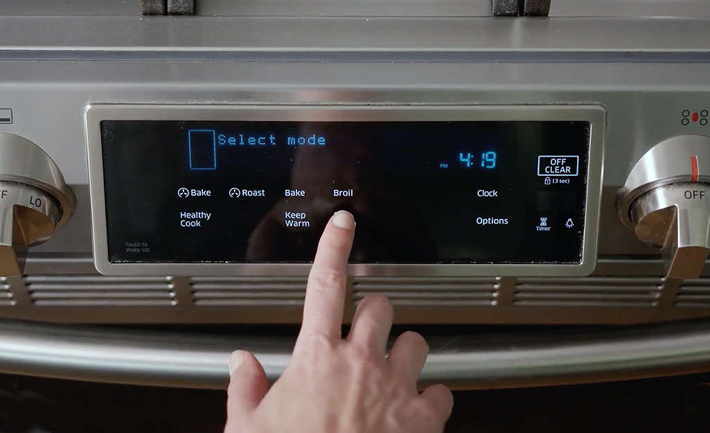 How to Clean Your Oven: A Step-By-Step Guide