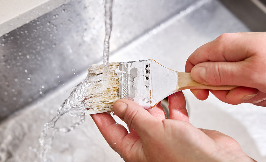 How to Clean Paint Brushes