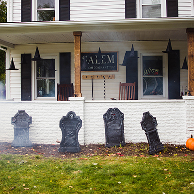 How to Create a Spooky Halloween Porch