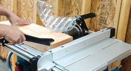 Use push stick - Cutting Ripping Table Saw Use push stick - Cutting Ripping Table Saw