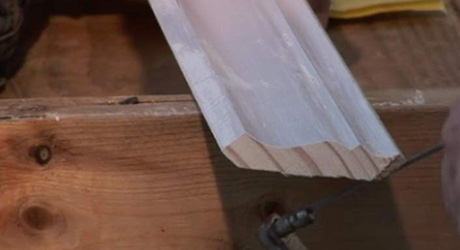 Bottom edge the moulding - Cutting Cope Crown Moulding Bottom edge the moulding - Cutting Cope Crown Moulding