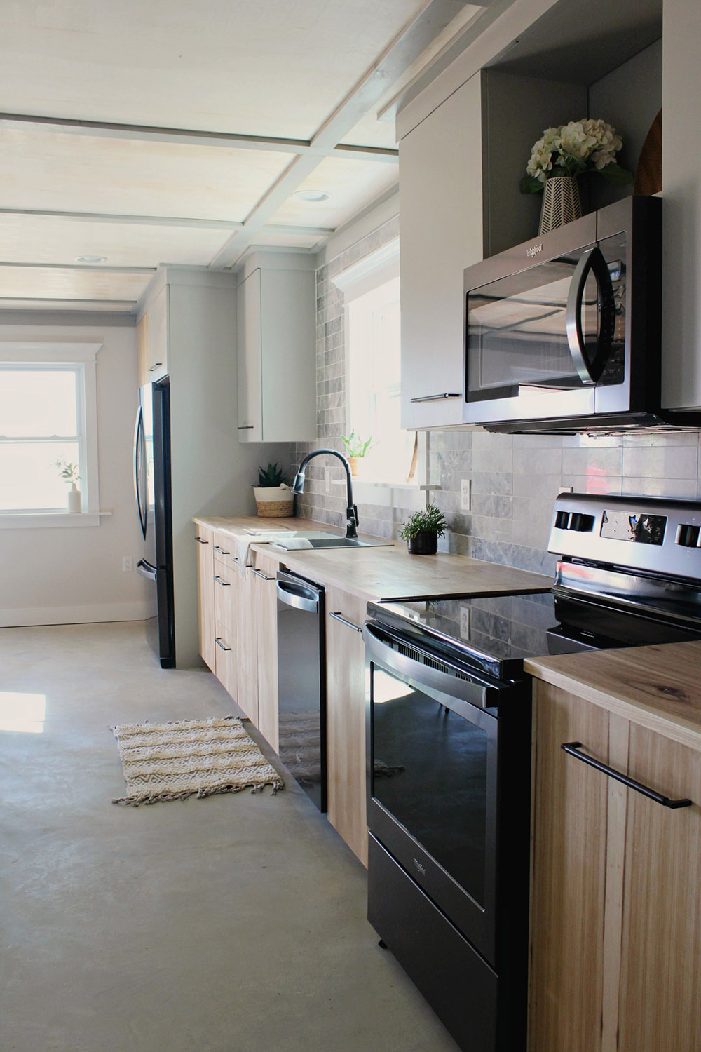 How to Design a Kitchen Space With Appliances in Mind
