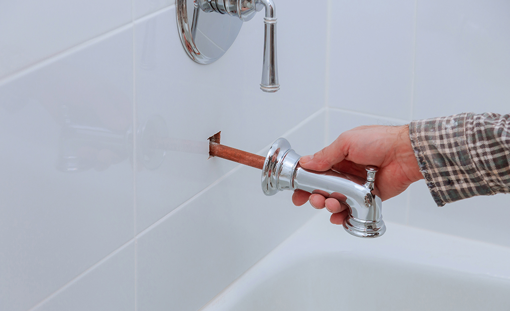 How To Fix A Leaking Bathtub Faucet, How Do You Fix A Leaky Bathtub Spout