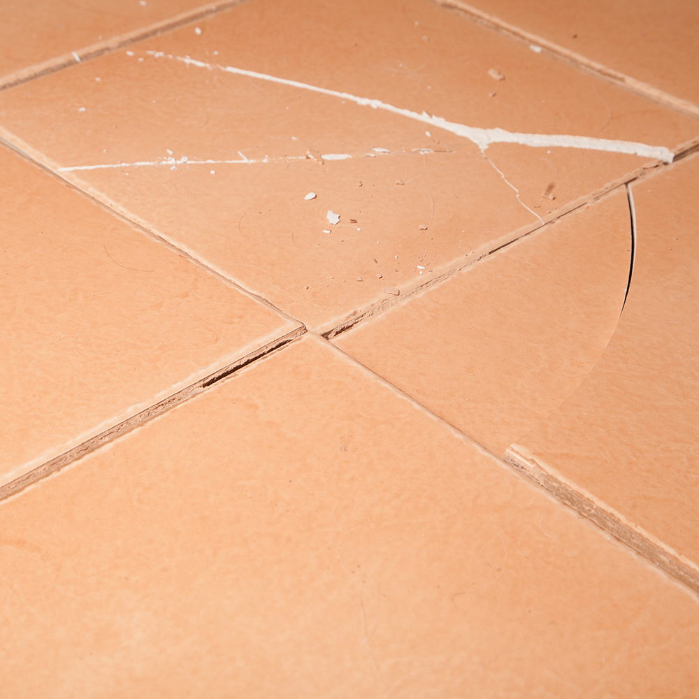 How to Fix Cracked Tile