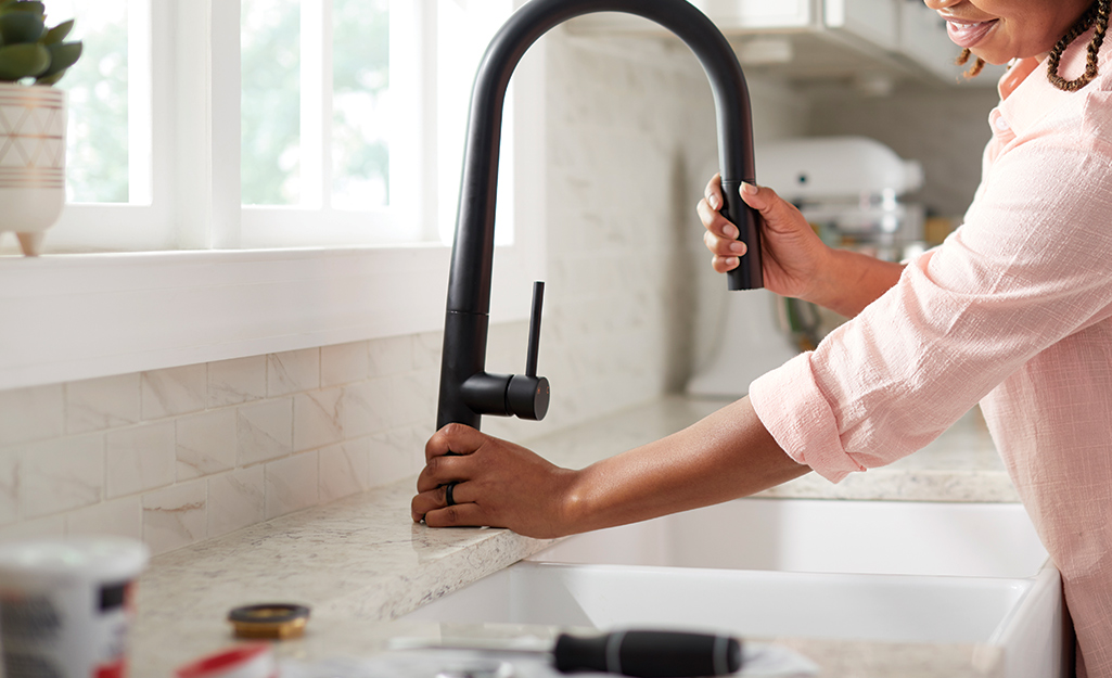 faucet, kitchen remodel, plumbers near me, emergency plumbers, faucet replacement, leak detection, plumber, plumbers, local plumbers