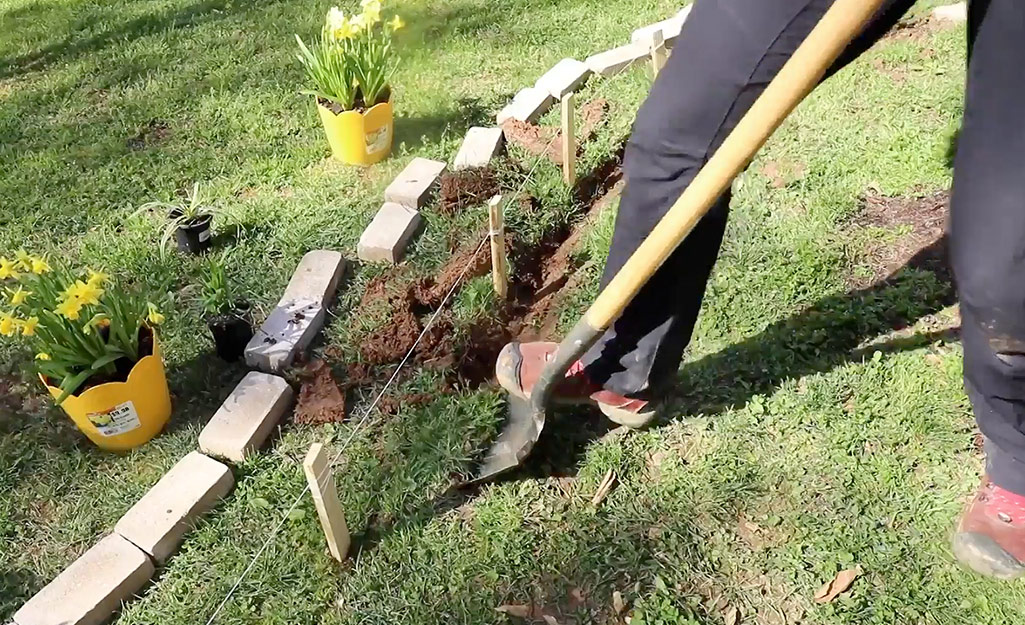 How To Install Brick Edging, How To Put Up Landscape Bricks