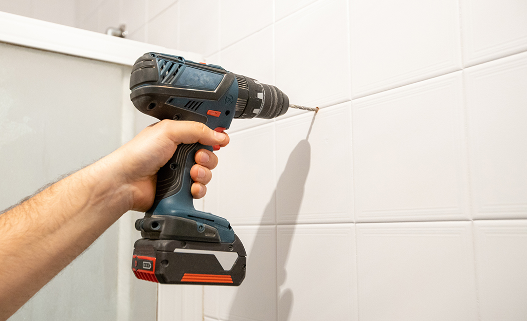 Drilling a hole in tile Drilling a hole in tile