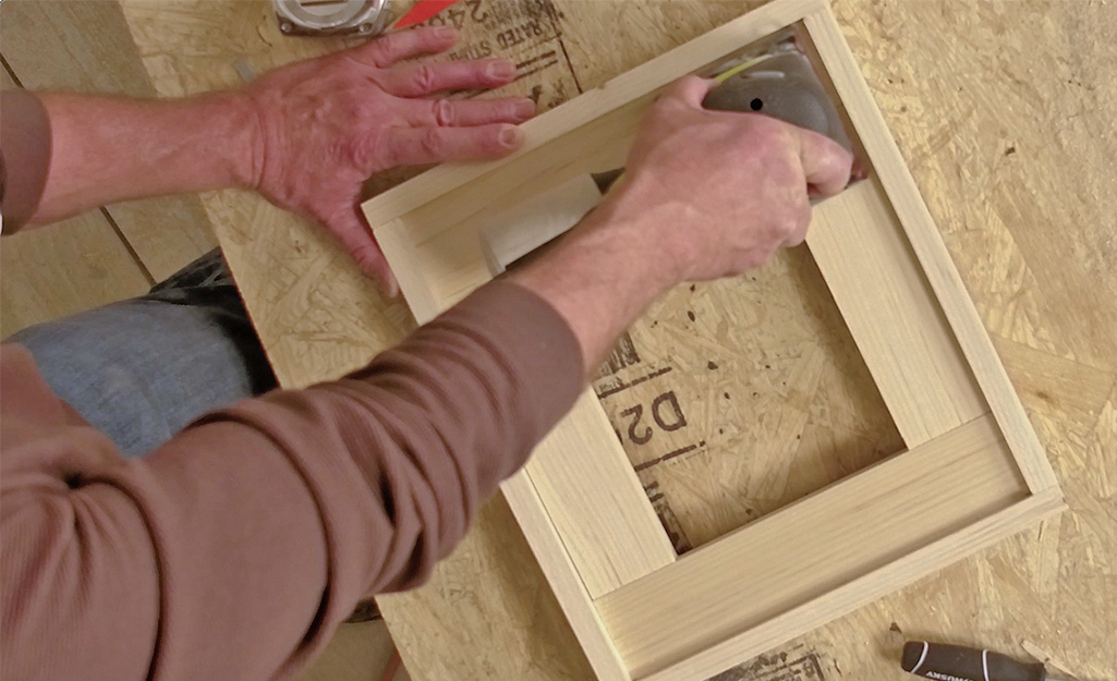 How to Make a Large Wooden Picture Frame 