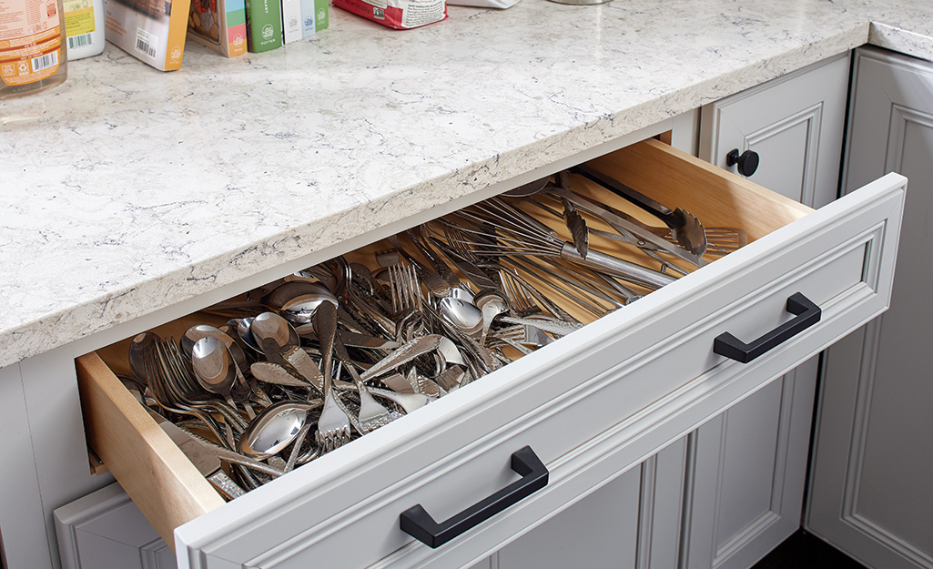 Ways to Organize to Your Cabinets