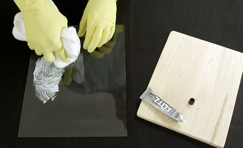 How To Remove Scratches From Glass, How To Clean Scratches Off A Glass Table