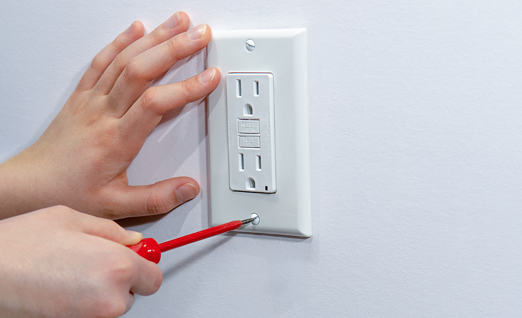 How to Replace Electrical Receptacles and Switches - Do-it