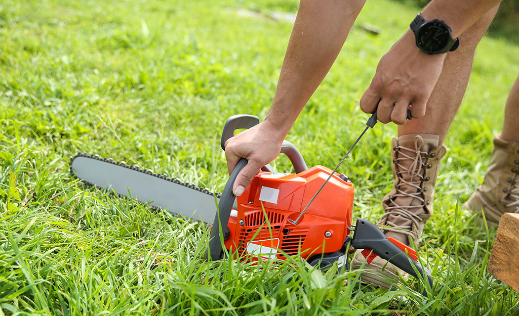 Bosch mini deals chainsaw home depot