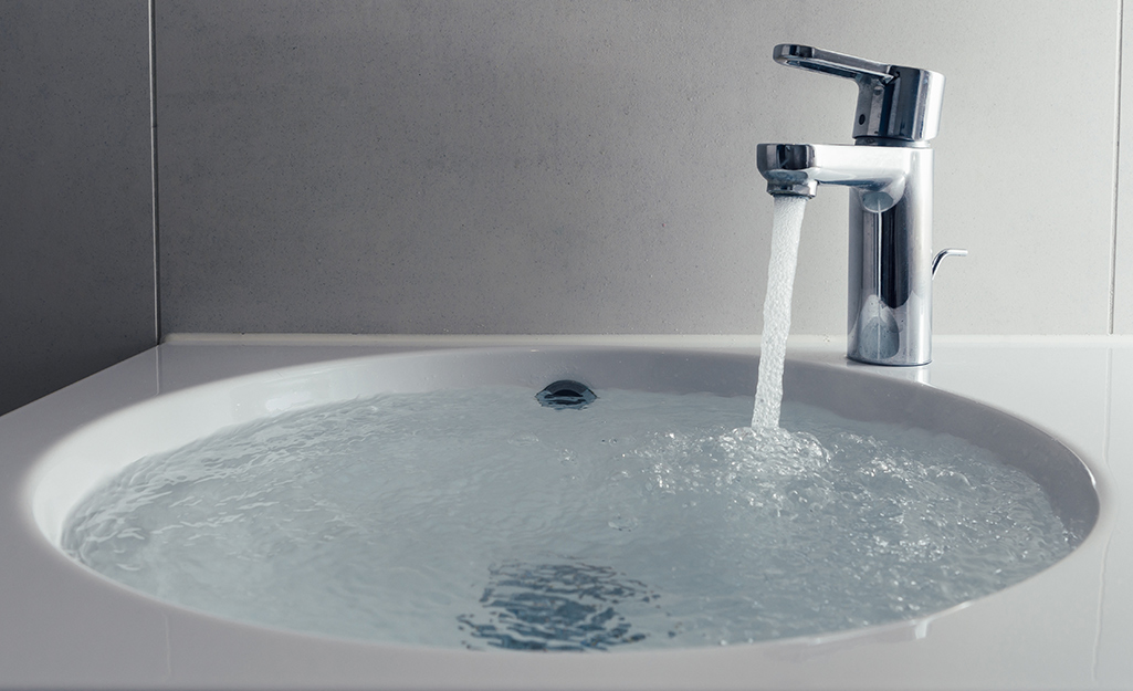 standing water clog in bathroom sink