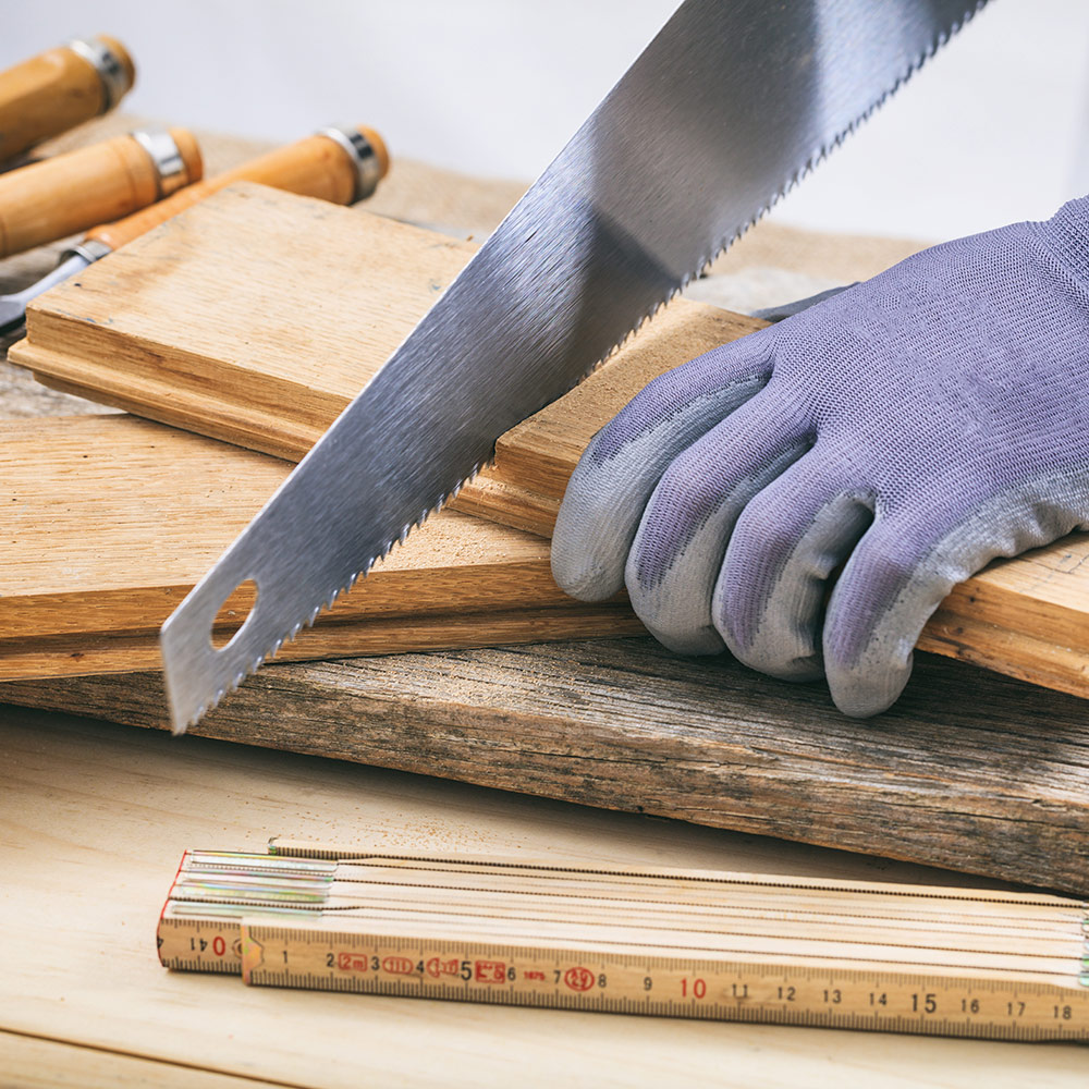 How To Use A Hand Saw, Hand Saw To Cut Laminate Flooring