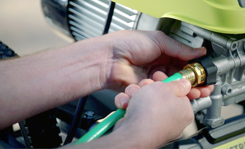 How Do You Attach a Hose to a Pressure Washer 