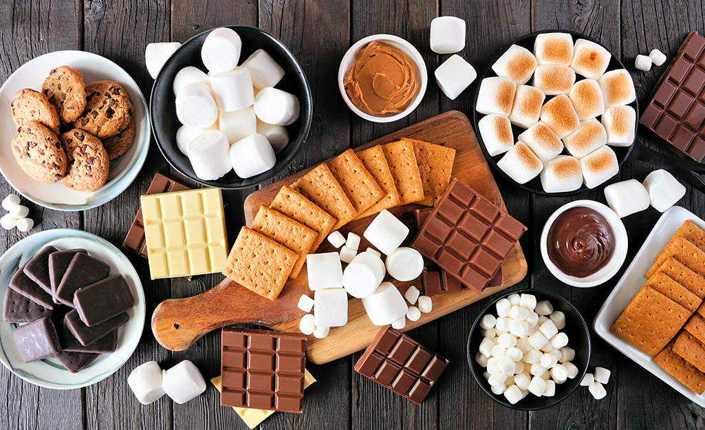 S'mores charcuterie laid out. S'mores charcuterie laid out.