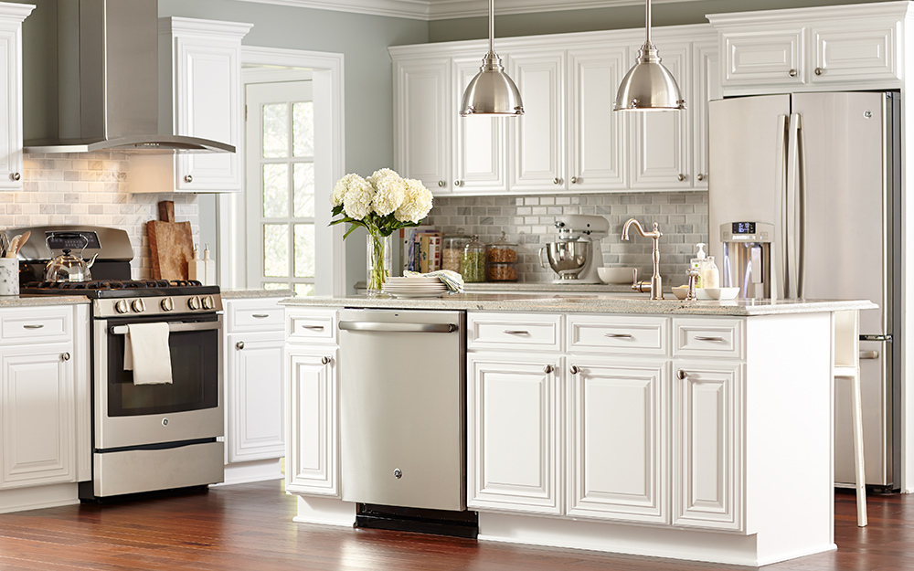 Stock Cabinets VS. Custom Cabinets - Which Ones to Choose?